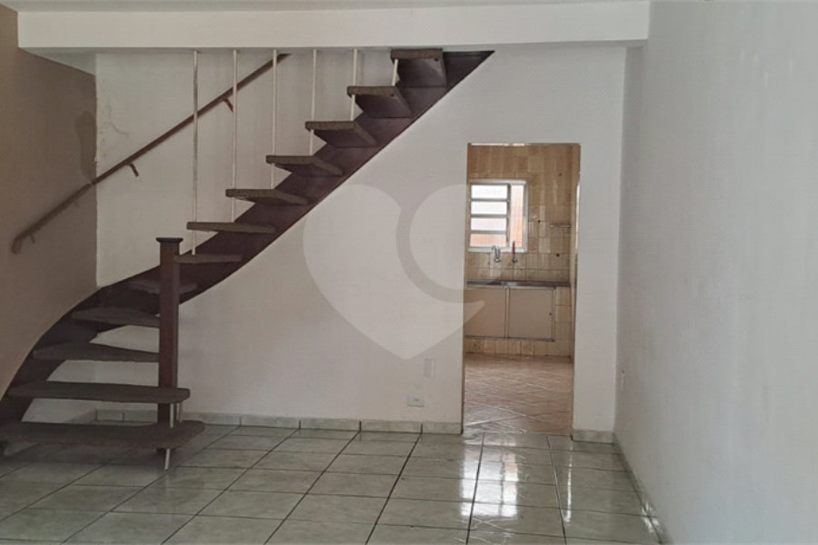 Sobrado à venda com 2 quartos em Vila Medeiros, São Paulo, SP