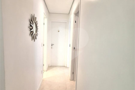 Apartamento à venda com 3 quartos, sendo 1 suíte,  em Vila Andrade, São Paulo, SP