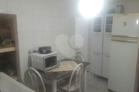 Sobrado à venda com 2 quartos, sendo 1 suíte, em Tucuruvi, São Paulo, SP