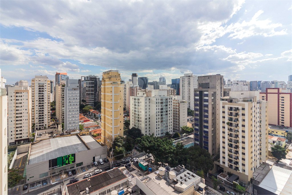 Apartamento à venda com 3 suítes em Vila Olímpia, São Paulo, SP