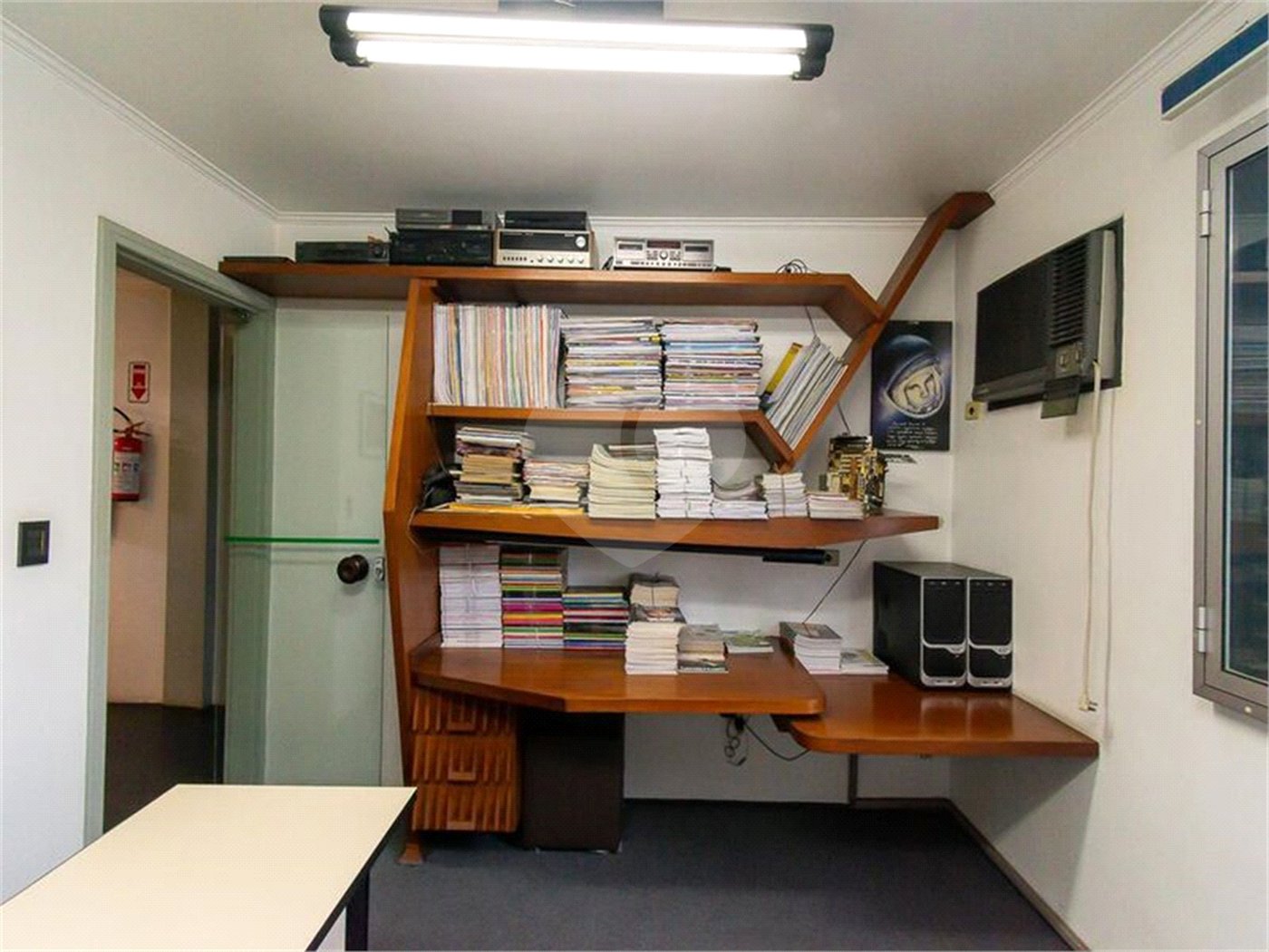Casa à venda com 8 quartos, sendo 2 suítes, em Indianópolis, São Paulo, SP