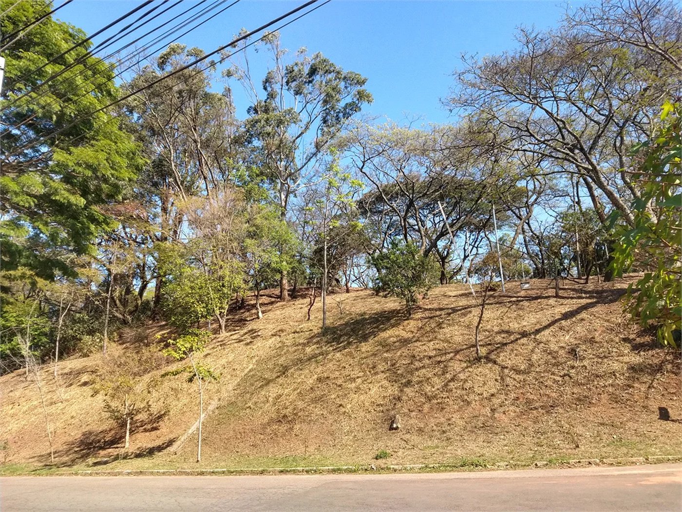 Sobrado à venda com 4 quartos, sendo 1 suíte,  em Parque dos Príncipes, São Paulo, SP