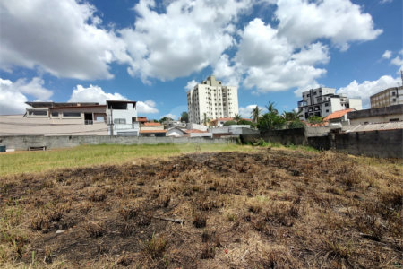 Terreno à venda em Vila Mazzei, São Paulo, SP