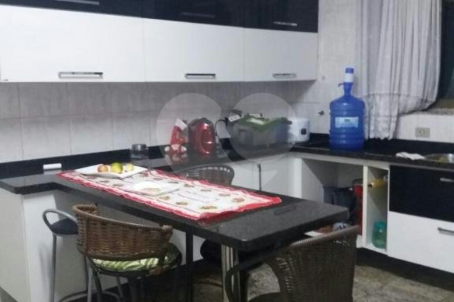 Sobrado à venda com 4 quartos, sendo 1 suíte, em Casa Verde, São Paulo, SP