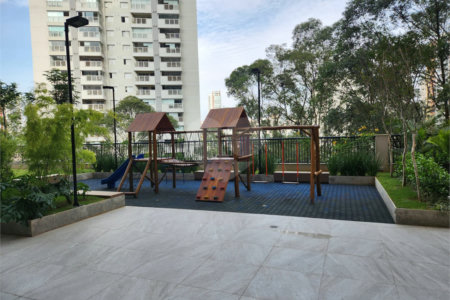 Apartamento à venda com 2 suítes em Vila Andrade, São Paulo, SP