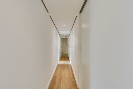 Apartamento à venda com 4 quartos, sendo 3 suítes, em Granja Julieta, São Paulo, SP