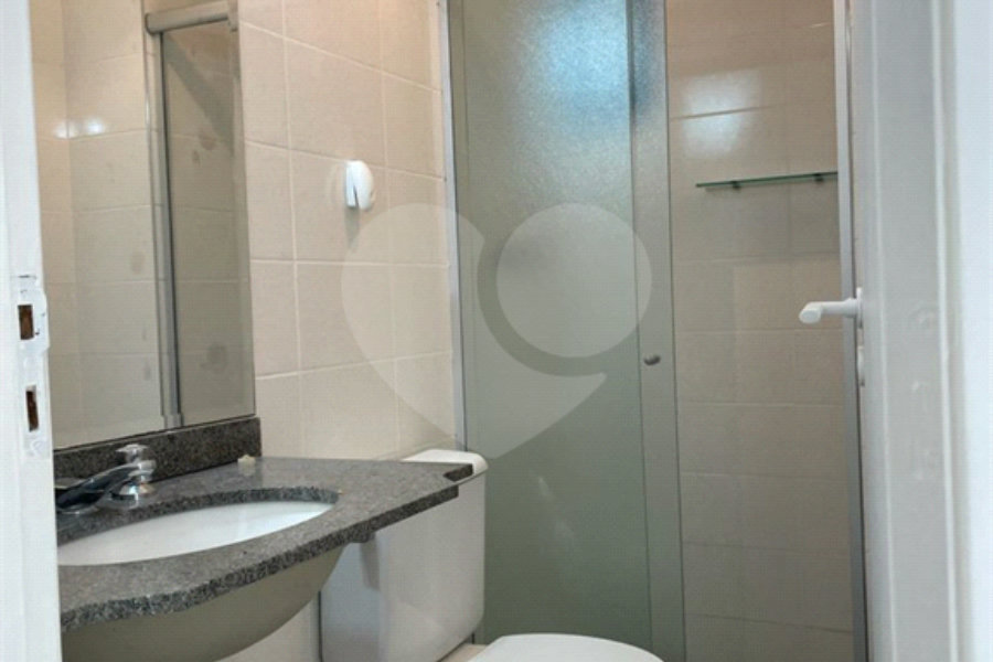 Apartamento à venda com 3 quartos, sendo 1 suíte, em Morumbi, São Paulo, SP