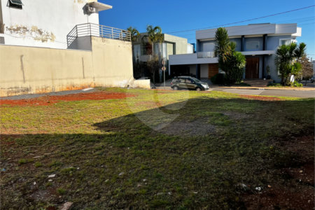 Terreno à venda em Vila Popular, Itapetininga, SP
