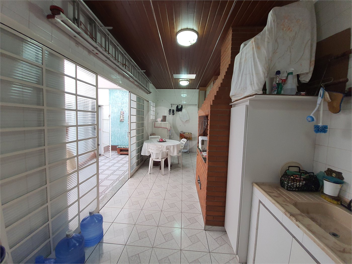 Sobrado à venda com 3 quartos, sendo 1 suíte,  em Jardim Rizzo, São Paulo, SP