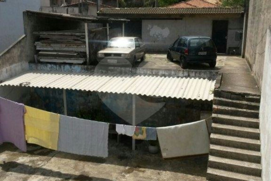 Sobrado à venda com 2 quartos em Parque São Francisco, Itatiba, SP