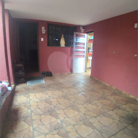 Casa + salão comercial na Vila Vista Alegre