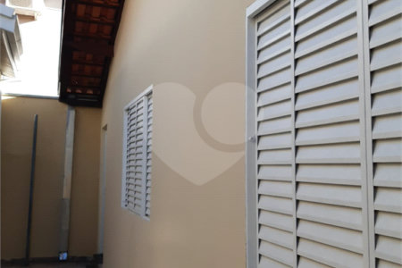 CASA A VENDA NO BAIRRO JARDIM ALVORADA COM 3 DORMITORIOS, 1 SUITE, 3 VAGAS, METRAGEM 250M², Sjc