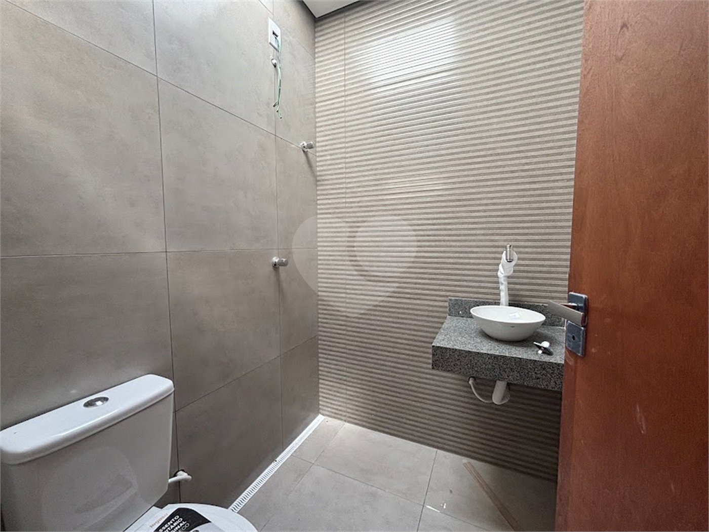 Casa de Vila à venda com 2 suítes em Jardim Novo Horizonte, Sorocaba, SP