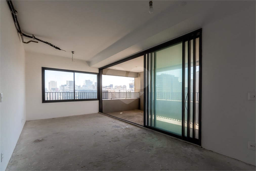 Apartamento à venda com 3 suítes em Pinheiros, São Paulo, SP