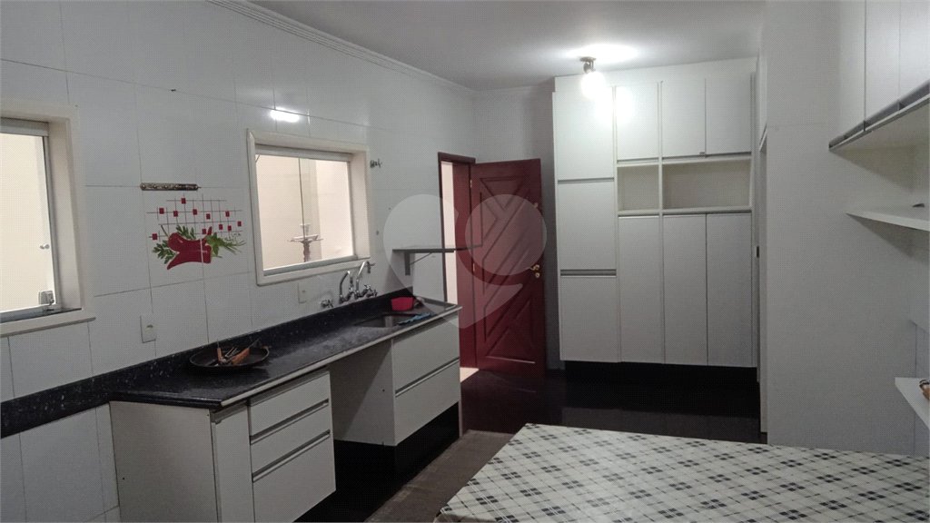 Sobrado à venda com 4 quartos, sendo 3 suítes,  em Horto Florestal, São Paulo, SP