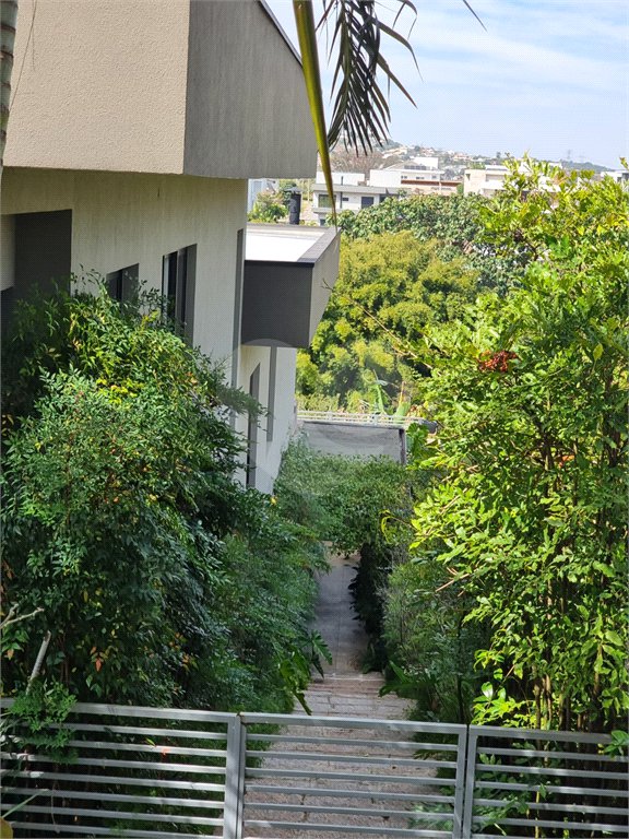 Casa à venda com 3 suítes no condomínio Campo de Toscana, Vinhedo - SP