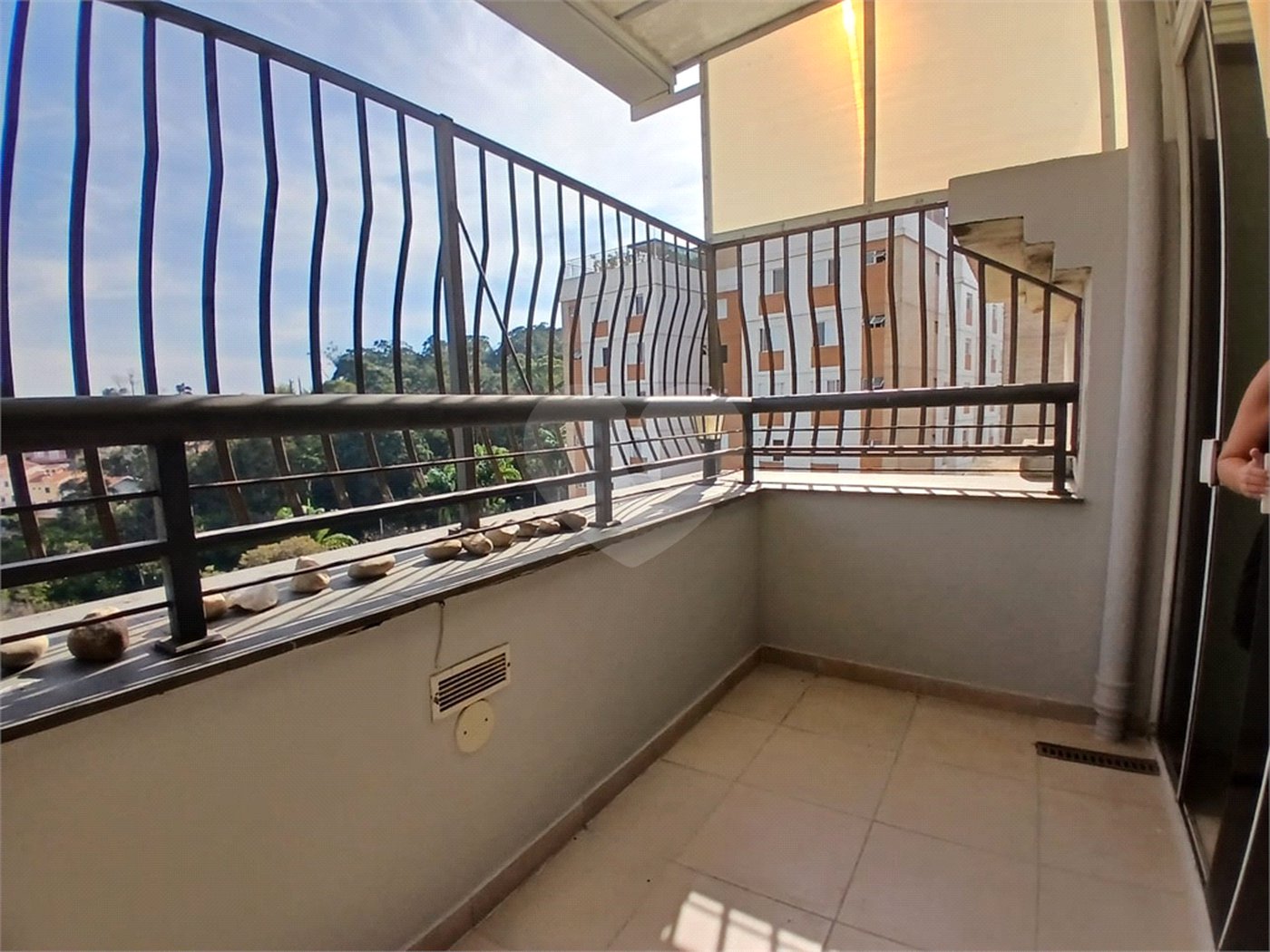 Cobertura à venda com 4 quartos, sendo 3 suítes,  em Cidade São Francisco, São Paulo, SP