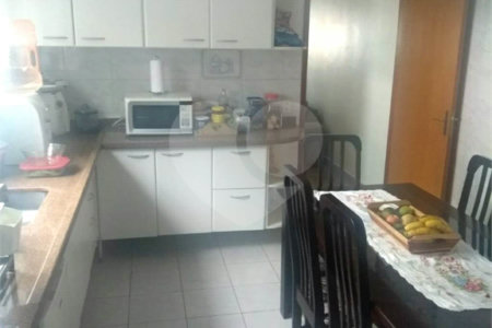 Sobrado à venda com 3 quartos, sendo 1 suíte, em Vila Mazzei, São Paulo, SP