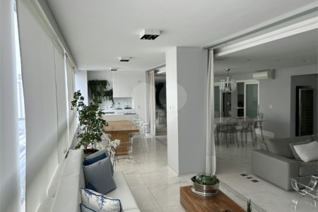 Apartamento à venda ou para alugar com 2 suítes em Água Branca, São Paulo, SP