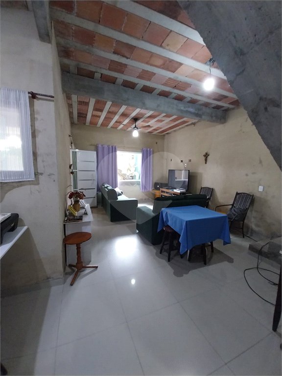 Casa à venda com 4 quartos, sendo 1 suíte, no condomínio Gramado do Mendanha, Rio de Janeiro - RJ