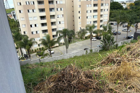 Terreno à venda em Vila Nova Socorro, Mogi das Cruzes, SP