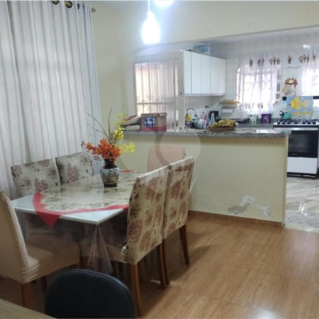 Sobrado à venda com 3 quartos, sendo 1 suíte, em Jardim Bonfiglioli, São Paulo, SP