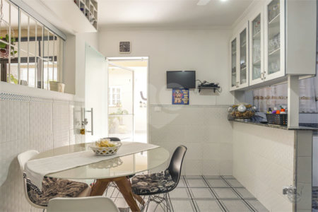 Casa à venda com 3 quartos, sendo 1 suíte, em Vila Leopoldina, São Paulo, SP