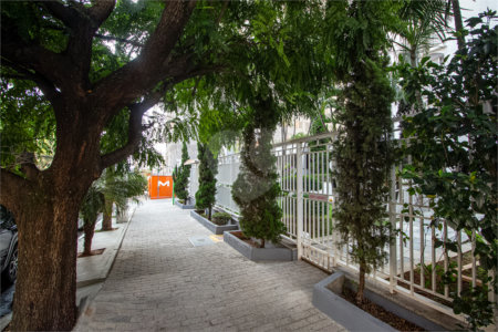 Apartamento à venda com 3 quartos, sendo 2 suítes, em Água Branca, São Paulo, SP