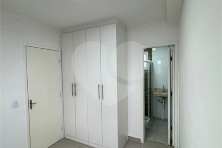 Apartamento à venda com 1 suíte em Vila Paulicéia, São Paulo, SP