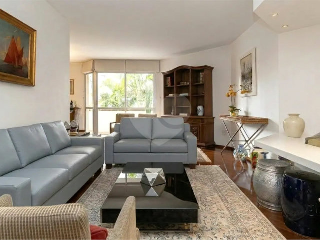 Apartamento à venda com 3 quartos, sendo 1 suíte,  em Brooklin, São Paulo, SP
