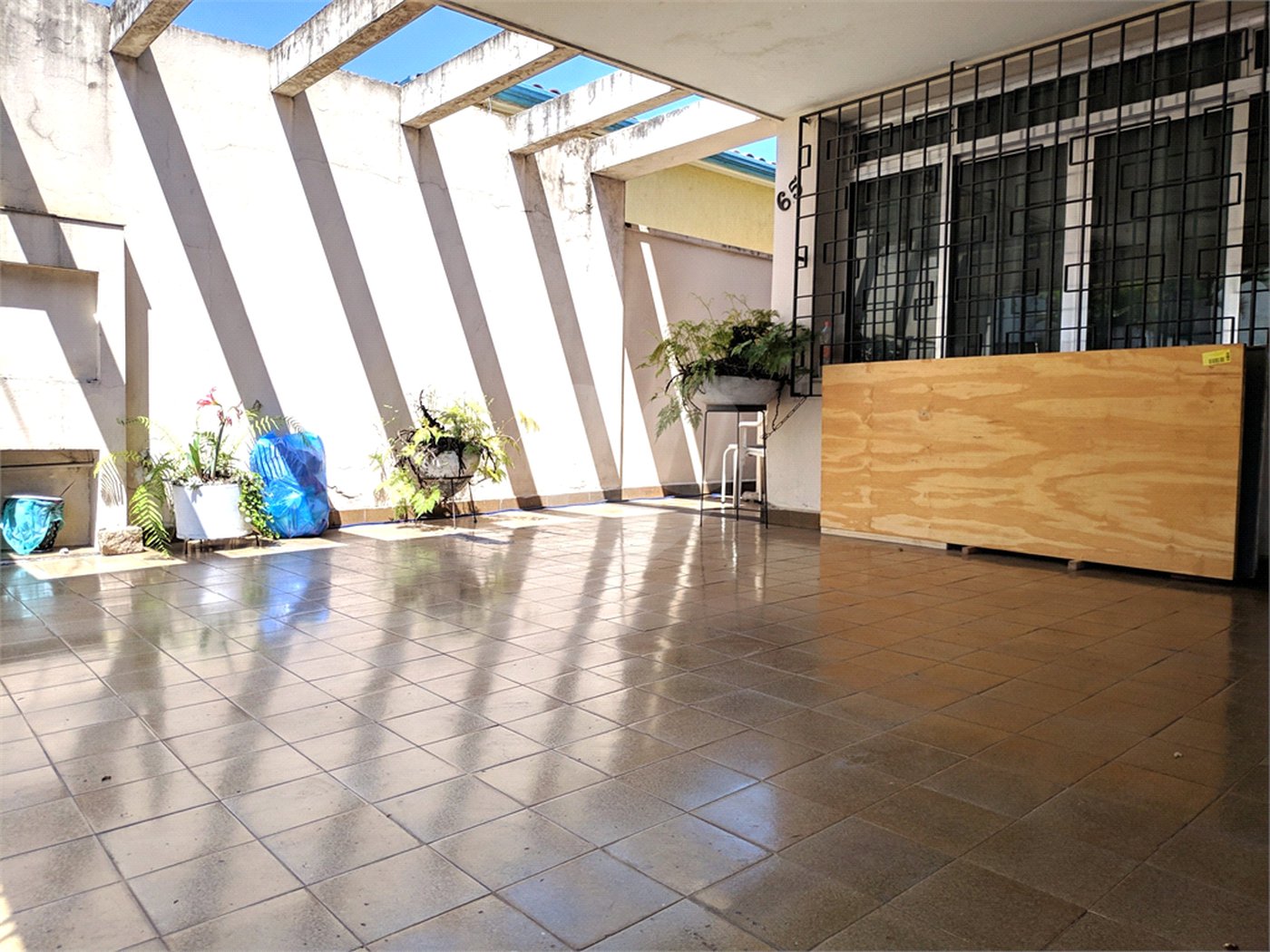 Sobrado à venda com 5 quartos, sendo 1 suíte,  em Vila Nova Conceição, São Paulo, SP