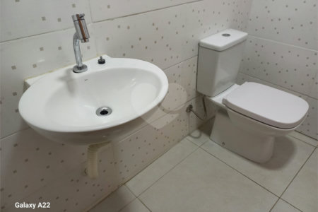 Sobrado à venda com 3 quartos, sendo 1 suíte, em Guaiaúna, São Paulo, SP