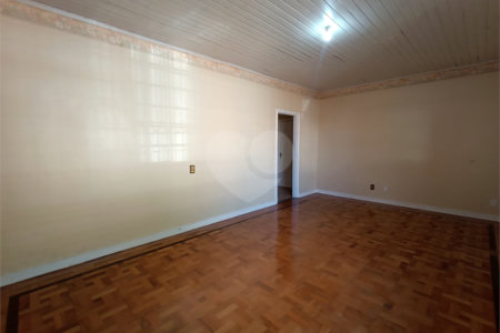 Casa à venda com 3 quartos, sendo 2 suítes,  no Centro, Itapetininga, SP