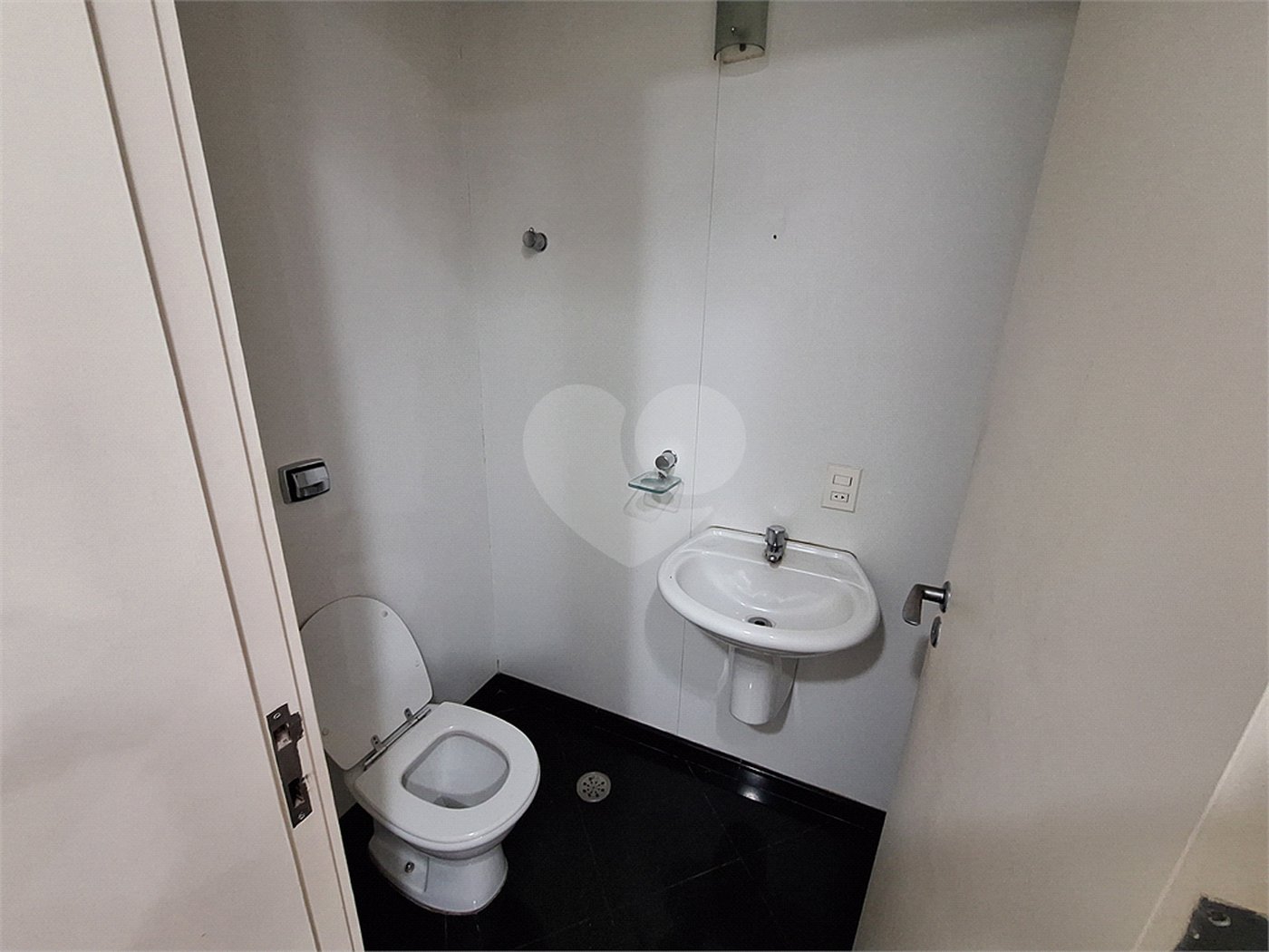 Casa à venda com 4 suítes no condomínio Villagio DI Sopra, São Paulo - SP