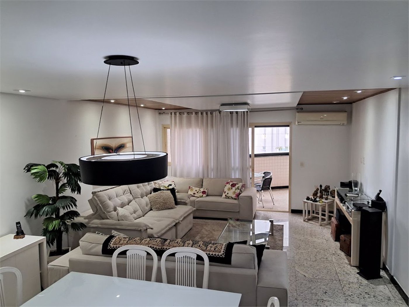 Apartamento Residencial à venda, Gonzaga, Santos - AP0761.