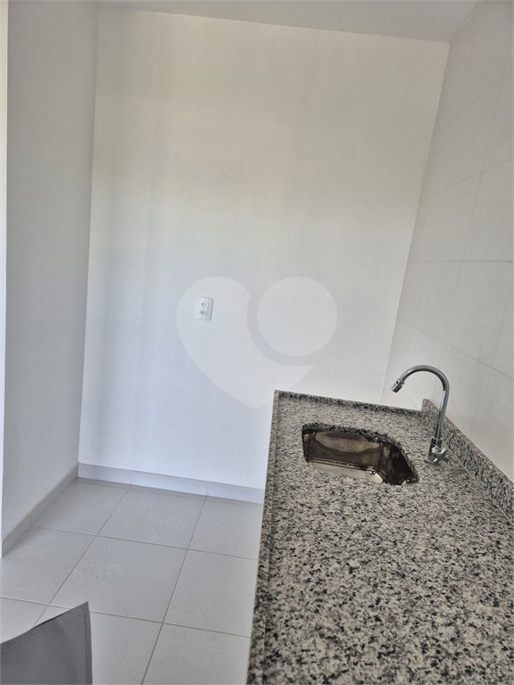 Apartamento à venda com 3 quartos, sendo 1 suíte, em Vila Anastácio, São Paulo, SP