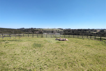 Fazenda para alugar com 3 quartos em Vila Santana, Itapetininga, SP