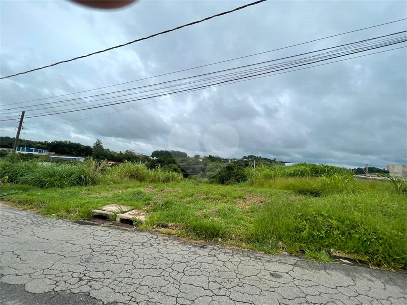 Terreno à venda no condomínio Vila Rea, Louveira - SP