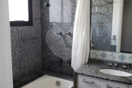 Apartamento à venda com 4 quartos, sendo 2 suítes, em Vila Andrade, São Paulo, SP