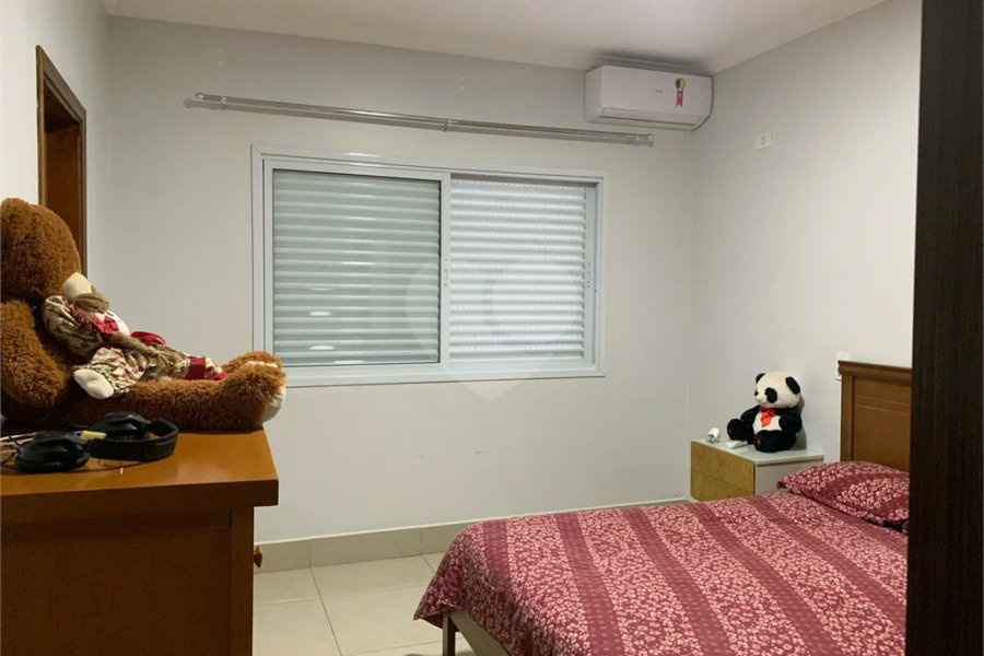 Linda Casa à Venda no Bairro Santa Rosa, na cidade de Piracicaba-SP.