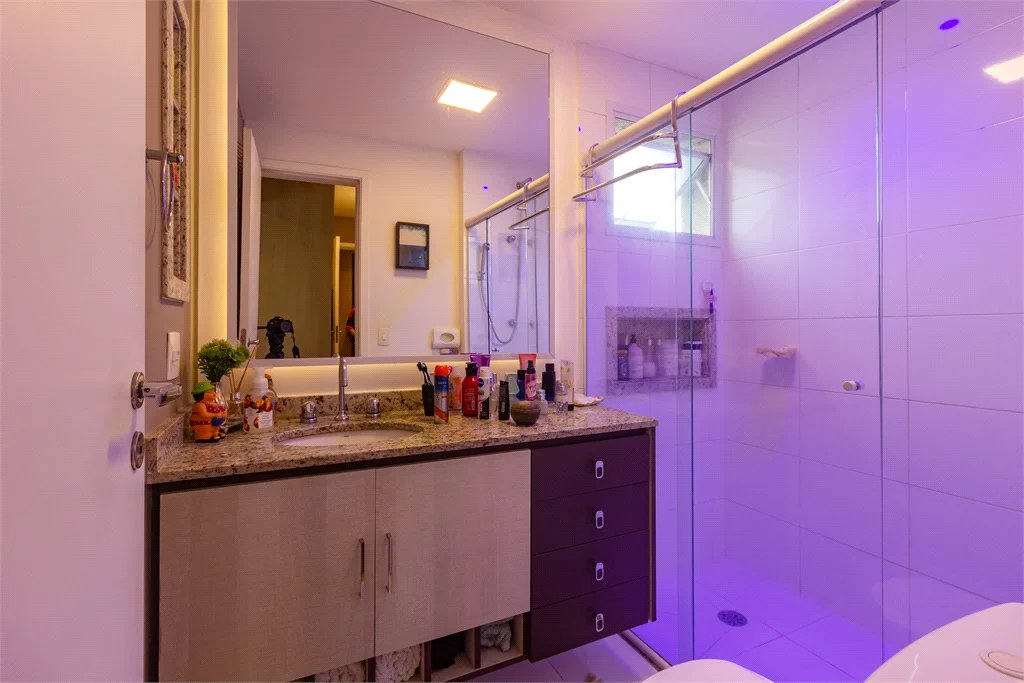 Apartamento à venda com 3 suítes em Parque Reboucas, São Paulo, SP