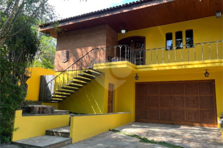 Sobrado à venda ou para alugar com 8 quartos, sendo 4 suítes, em Jardim Marajoara, São Paulo, SP