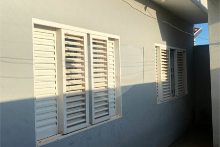 Casa Térrea à venda com 3 quartos, sendo 1 suíte, em Jardim Maria Luiza, Araraquara, SP