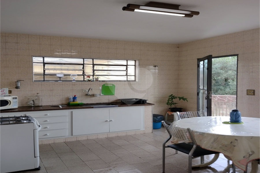 Sobrado à venda com 3 quartos em Tremembé, São Paulo, SP