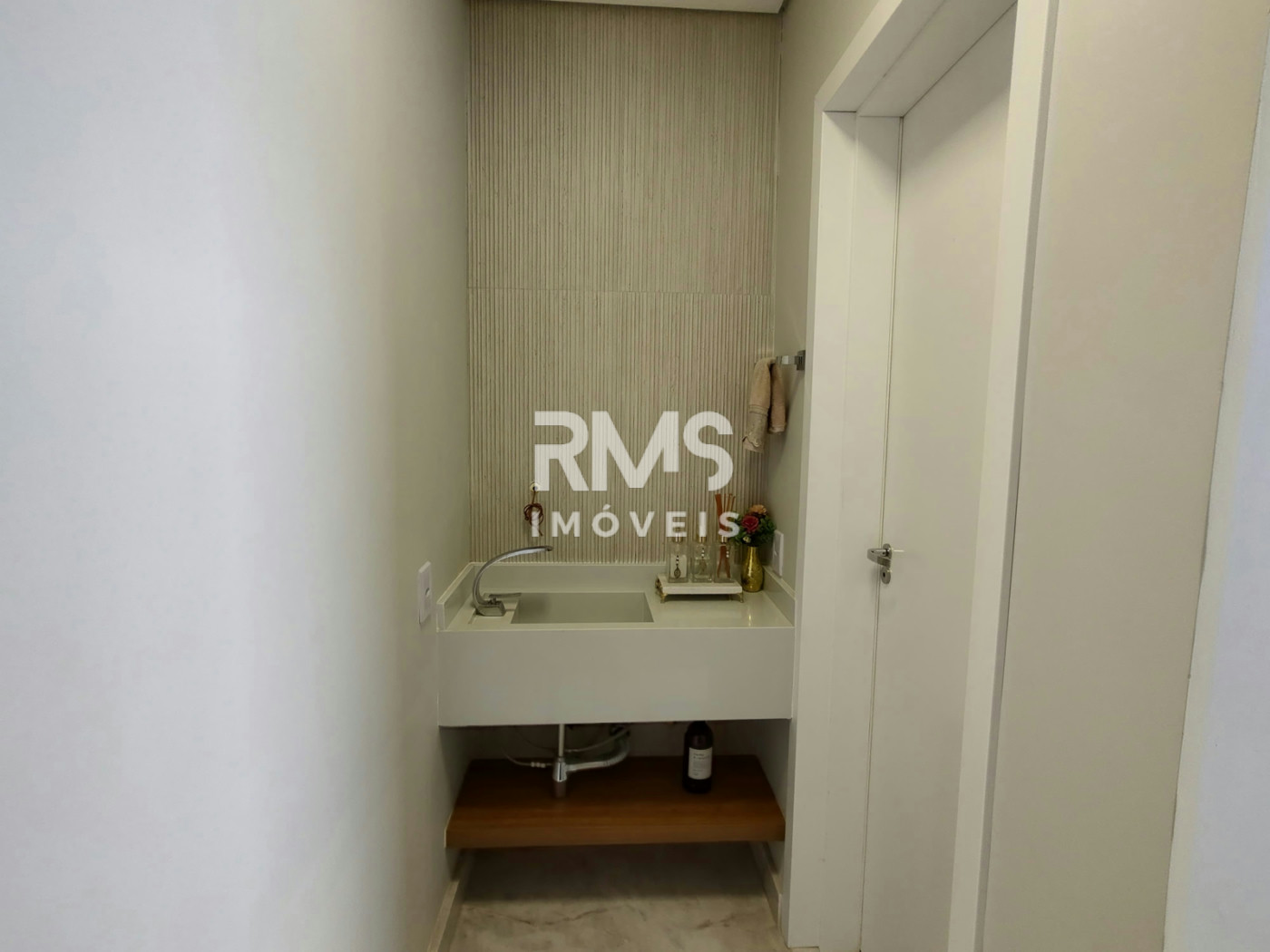Casa à venda com 4 suítes em Residencial Saint Paul, Itu, SP