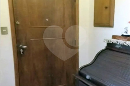 Apartamento à venda com 4 quartos, sendo 1 suíte, em Bosque da Saúde, São Paulo, SP