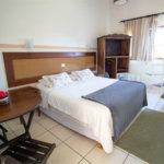 Hotel à venda com 15 quartos, sendo 4 suítes,  no Centro (canguera), São Roque, SP