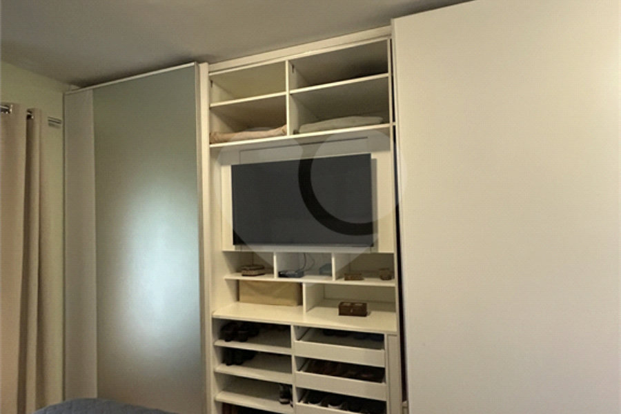 Casa à venda com 3 quartos, sendo 1 suíte, no condomínio Alpes da Cantareira, Mairiporã - SP