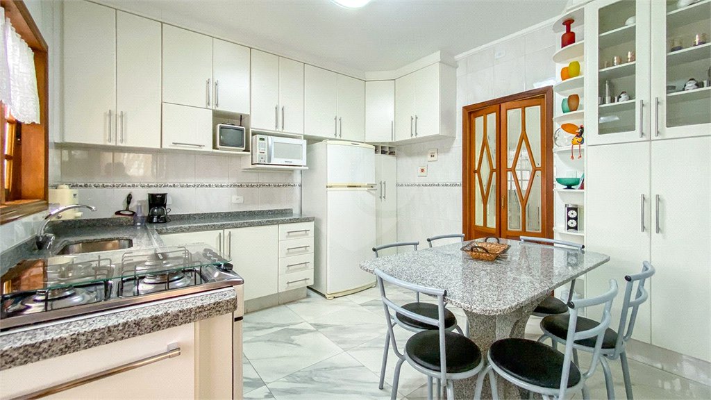 Casa de Vila à venda com 4 quartos, sendo 2 suítes, em Cambuci, São Paulo, SP