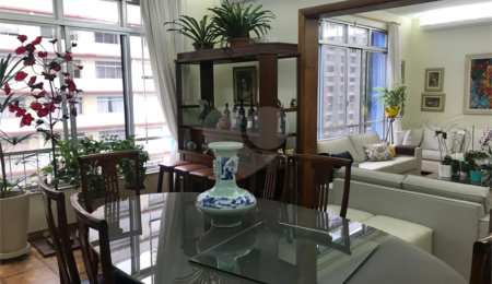 Apartamento à venda com 4 quartos, sendo 2 suítes, em Bela Vista, São Paulo, SP